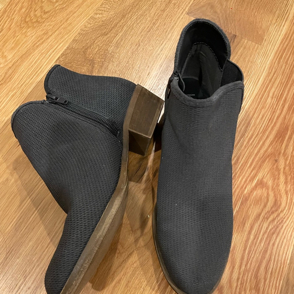 Grey booties.